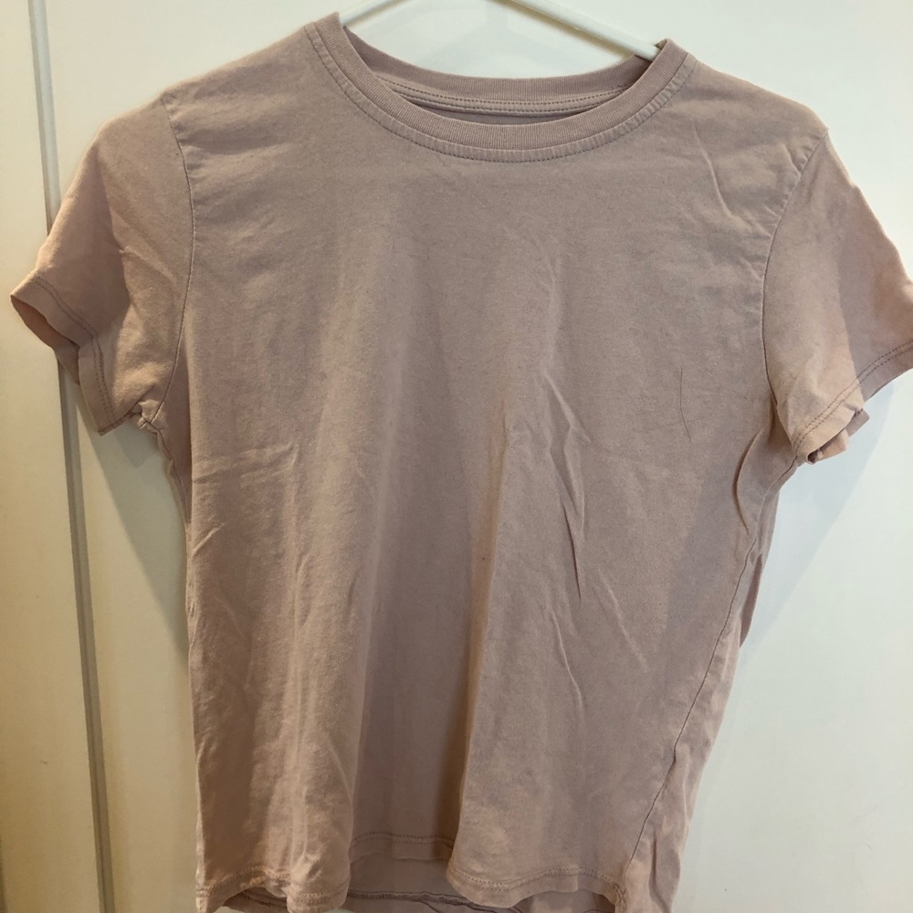Pinky-Beige Brandy Melville T-Shirt